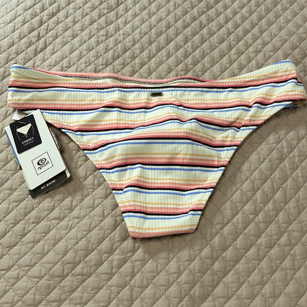 Rip Curl Golden State Cheeky Hipster - Small - New 🏝️ - Picture 6 of 7